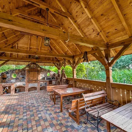 Фермерский дом Pod Podkowa Мронгово