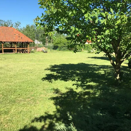 Agroturystyka Pod Podkowa Farm stay
